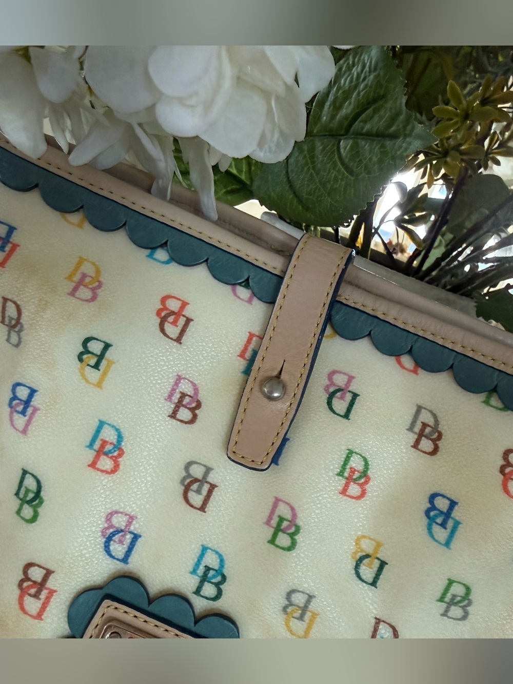 Dooney & Bourke vintage color monogram shoulder bag - Picture 5 of 15